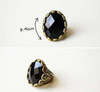 Retro black stone ring