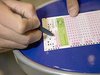 Выиграть в лотерею один миллион долларов.