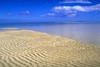 Море и песок
