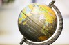 Глобус или карту мира