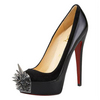 Туфли с шипами от Chtistian Louboutin