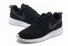 Nike Roshe Run black/white Size US 7