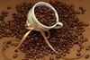 кофе в зернах (чистый или с добавками корица, орех, карамель)