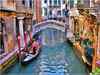 Слетать в Венецию...
