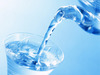 Выпивать не менее 2 литров чистой воды в день