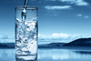 выпивать 2 литра чистой воды в день