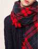 Красный клетчатый шарф из Pull&Bear (или другой)