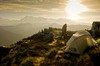 Сходить в поход с палатками