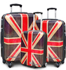 Маленький чемодан на колесиках с британским флагом