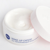Увлажняющий крем-флюид 2-в-1 Nivea Make-Up Expert для сухой и чувствительной кожи