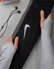 Большое черное полотенце Nike Training fundamental et.17l010