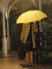 Жёлтый зонт