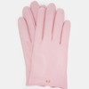 нежно-розовые перчатки