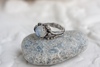 Кольцо серебряное с лунным камнем
