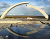 увидеть мемориал "Разорванное кольцо"