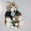 Плюшевая игрушка WWF волчица с волчонком