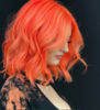 Покрасить волосы в оранжевый (неоновый)