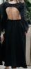 чёрное льняное платье с вырезом на спине