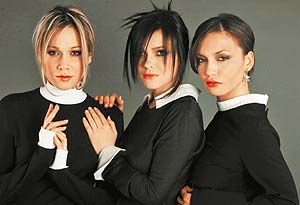 Очень сильно хочу попереписываться с девчонками из группы Серебро которые едут в этом году на евровидение