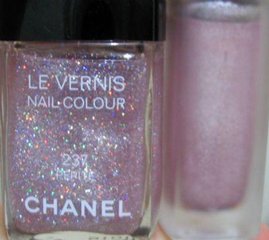 Chanel Pepite 237 Nail Color