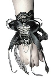 ~Gothic Lolita Crown Cuff