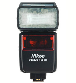 NIKON SPEEDLIGHT SB-600