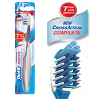 зубную щетку Oral-B CrossAction Complete 7