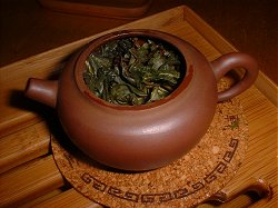 ритуальный чайник (в частности, для у луней)