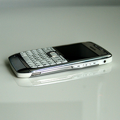 Nokia E71 White US Edition