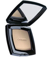 Chanel пудра Poudre Universelle Compacte translucent #3