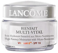 BIENFAIT Multi-Vital Creme SPF15. Увлажняющий крем тройного действия.