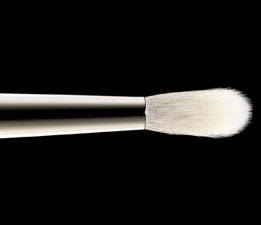 M.A.C. 222 Brush