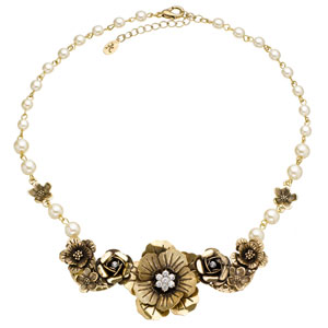 Vintage Flower Pearl Necklace