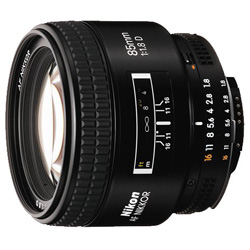 NIKON AF 85 mm f/1.8D