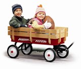 Тележка с деревянным бортом RADIO FLYER