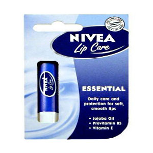 Nivea lipcare essential