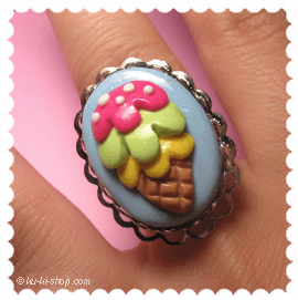 Ice-cream dreams ring