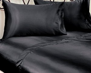 Черное постельное белье