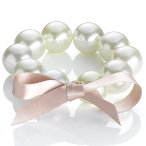 Jumbo Pearl Bow Bracelet