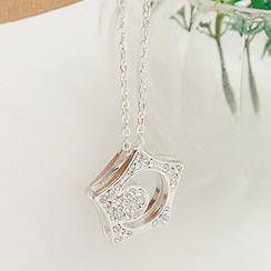 Korean Boys Before Over Flowers Kissing Star Necklace