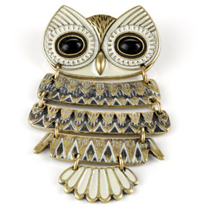 Snowy Owl Flying Brooch