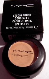 Консилер MAC Studio Finish Concealer