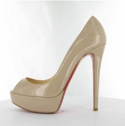 Christian Louboutin Banana (nude)