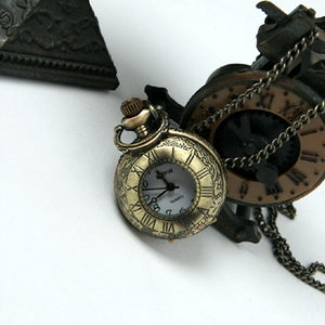 Кулон Vintage Watch