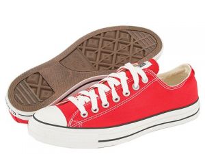 Chuck Taylor All Star *Red*