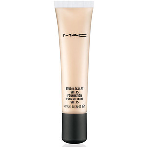 M·A·C Studio Sculpt SPF 15 Foundation