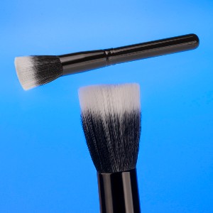 Black Stipler Brush