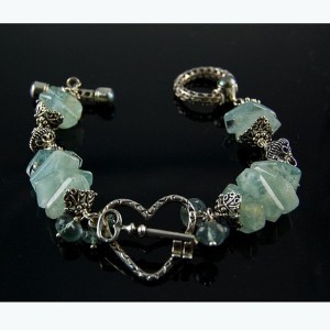 Aquamarine and Pearl Bracelet - Key To Your Heart