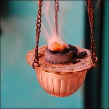 Аромат с красивым ладаном