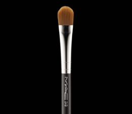 concealer brush